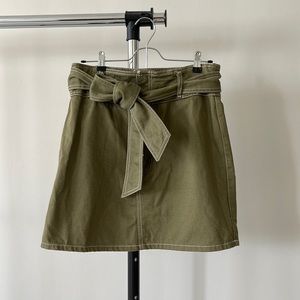 Forever 21 army green skirt size L